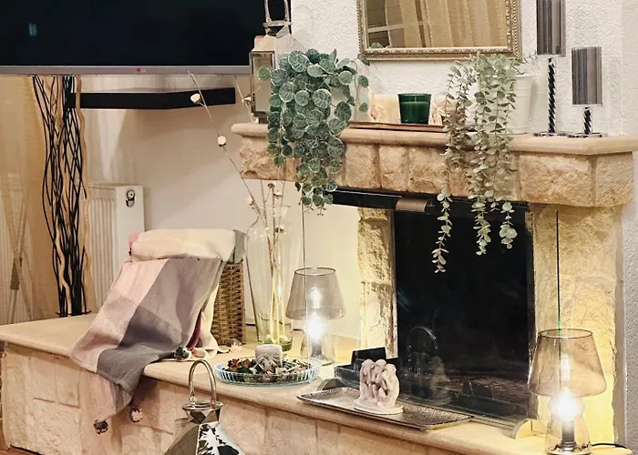 Strelitzia Lägenhet Lachi